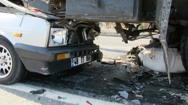Bodrum'da 20 Araç Birbirine Girdi: 5 Yaralı