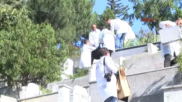 Mezarlıkta 60 Yaşlarında Bir Kadın Ölü Bulundu