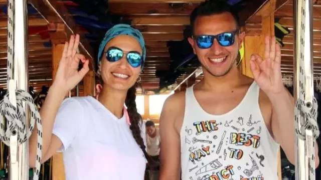 Dalgıç Çift Yatak Odasını Deniz Dibine Taşıdı