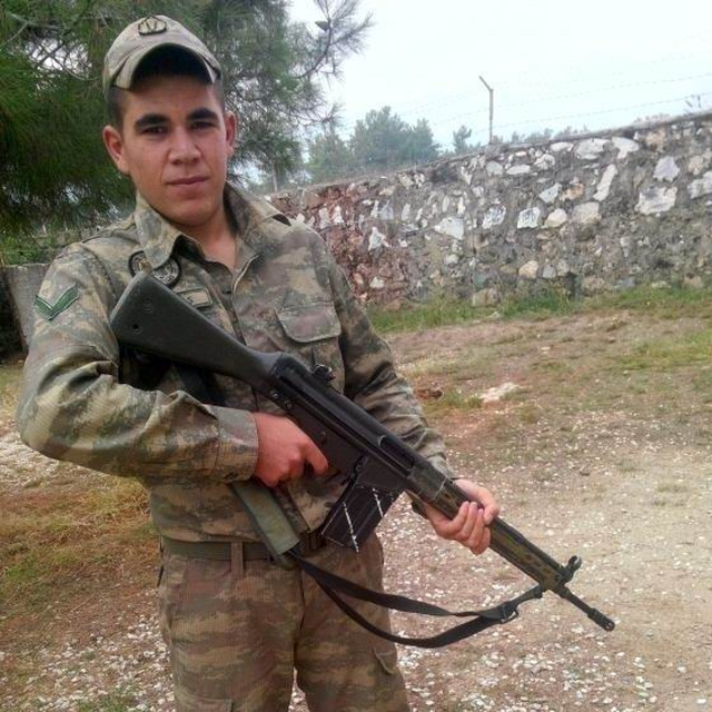 Kurtarmak İstediği Kardeşiyle Birlikte Hayatını Kaybetti