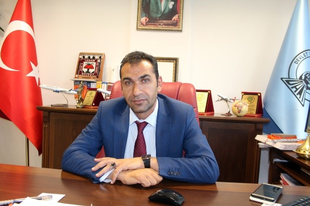 Operasyonlar Sebebiyle Kapanan Yüksekova Havalimanına İlk Uçak İndi
