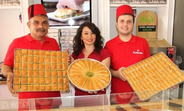 Ucuz Baklava ve Çikolatanın İçine Konanlar Tehlike Saçıyor