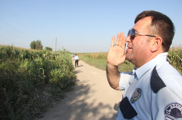 Polis, 3 Saat Boyunca <a class='keyword-sd' href='/misir/' title='Mısır'>Mısır</a> Tarlasında Yaralı Şahıs Aradı