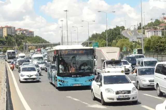 FSM'de Kaza, TEM Trafiğini Felç Etti