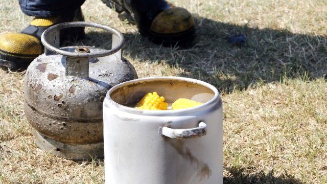 Düdüklü Tenceredeki Süt Mısır Dünyaca Ünlü Sahili Birbirine Kattı