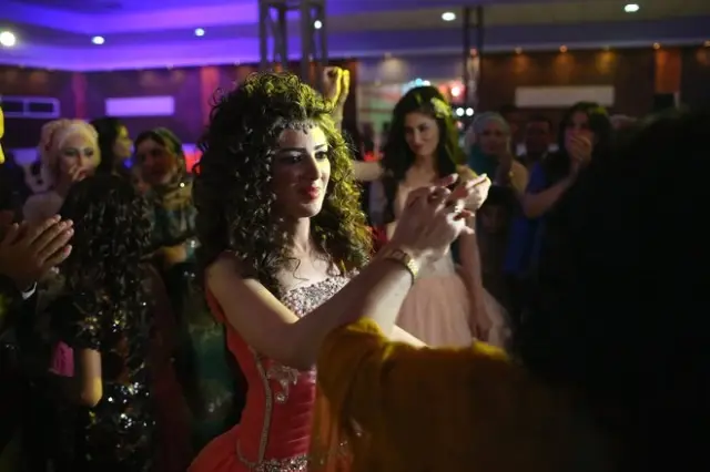 Şaka Değil Gerçek! Suriye'de Damatsız Düğün Dönemi Başladı