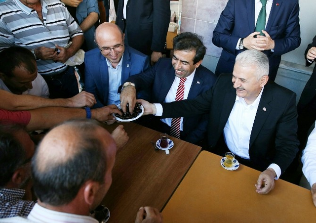 Başbakan'dan Sürpriz Bebek Ziyareti