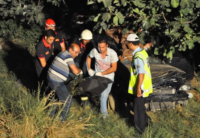 Emekli Başkomiser ve Eşi Tatil Yolunda Can Verdi