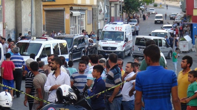 Gaziantep'te Bir Araçtan Rastgele Ateş Açıldı: 1 Ölü, 3 Yaralı