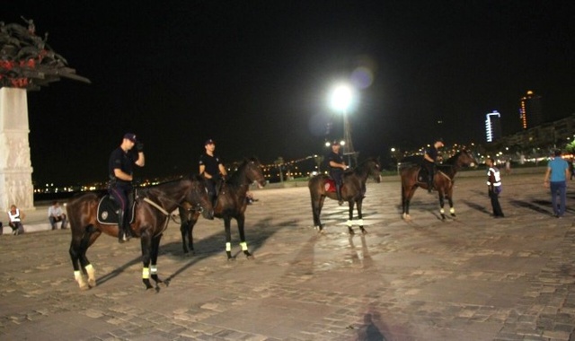 İzmir'de 600 Polisle Balyoz Gibi Operasyon! 159 Kişi Yakalandı