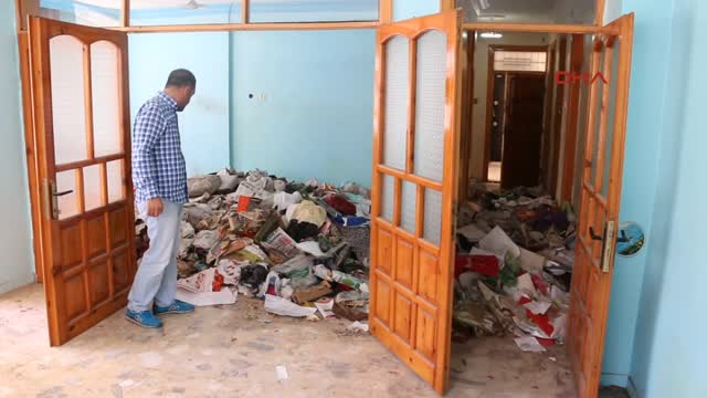 Şanlıurfa Öğretmenin Evinden 5 Kamyon Çöp Çıktı