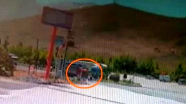Yaşlı Adamın Ölümü Güvenlik Kamerasına Yansıdı