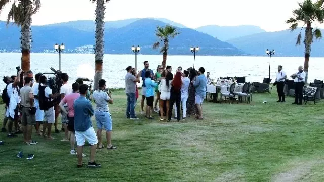 Ziynet Sali, Ada Kapatıp Klip Çekti