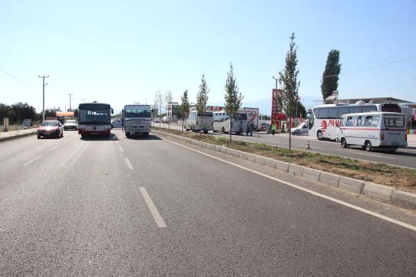 Polis Yol Kontrolünde Jandarma Aracını da Durdurup Aradı
