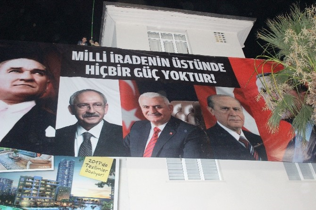 Gençlerden FETÖ'ye 'Maklube' Göndermesi