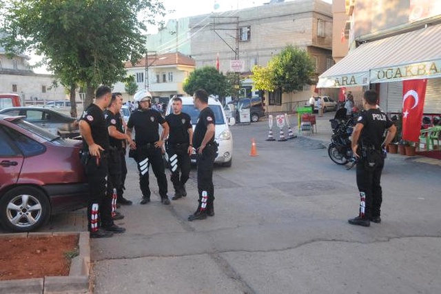 Gelin ve Damat Yakınlarının Halay Kavgası: 4 Yaralı, 12 Gözaltı