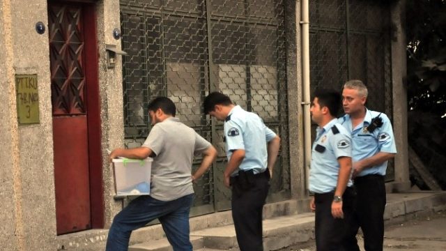 İzmir Merkezli Dört İlde FETÖ Operasyonu: 32 Gözaltı