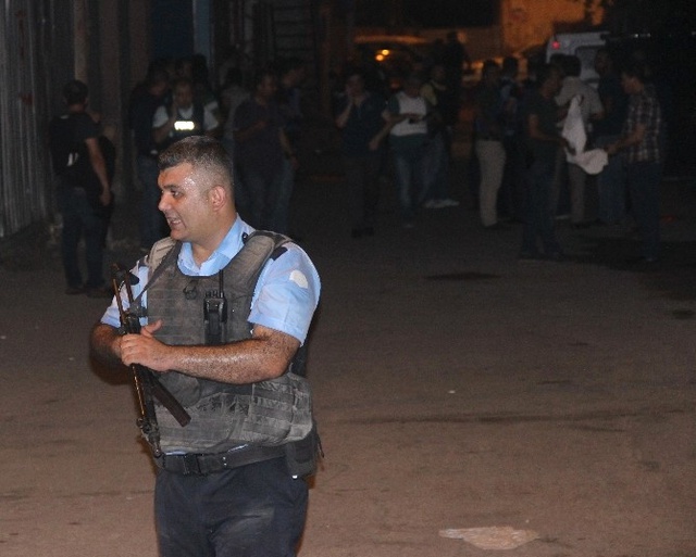 Adana'da Silahlı Saldırı: 1 Polis Şehit Oldu