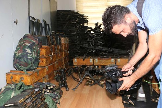Darbe Gecesi Cuntacıların Kullandıkları Silahlar Görüntülendi