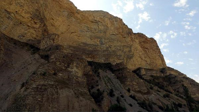 299 Metreden 'En Yüksek Uçurum Atlayışını' Yaptı