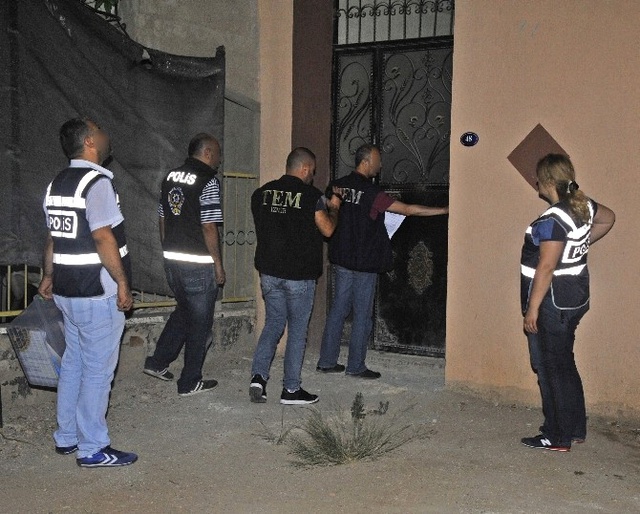 PKK Operasyonunda Fetullah Gülen'in Kitapları Çıktı