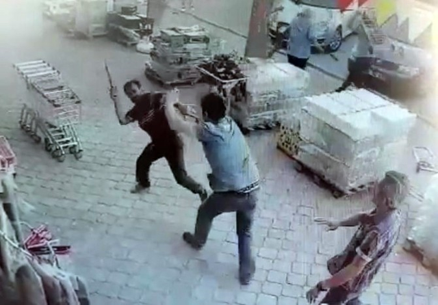 Aksaray'da Bıçaklı ve Baltalı Kavga: 5 Yaralı