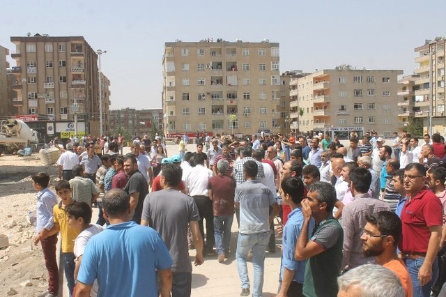 Mardin'de Cami Kubbesi Çöktü: 6 Yaralı