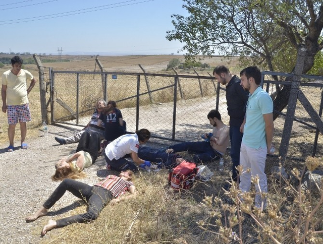 Bandırma'da Otobüs Şarampole Yuvarlandı: 2 Ölü, 20 Yaralı