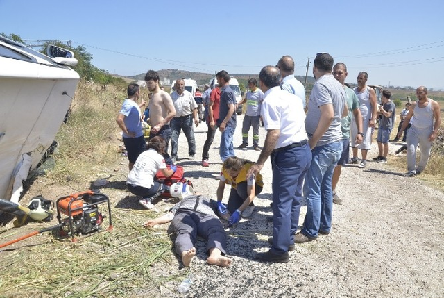 Bandırma'da Otobüs Şarampole Yuvarlandı: 2 Ölü, 20 Yaralı
