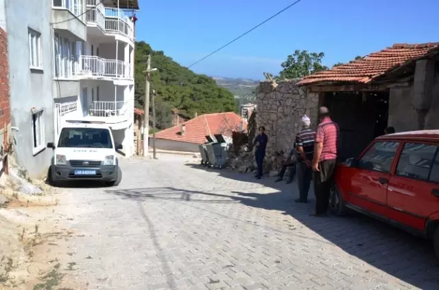 Evi Basan Cani Koca Eşini ve Kayınvalidesini Defalarca Bıçakladı