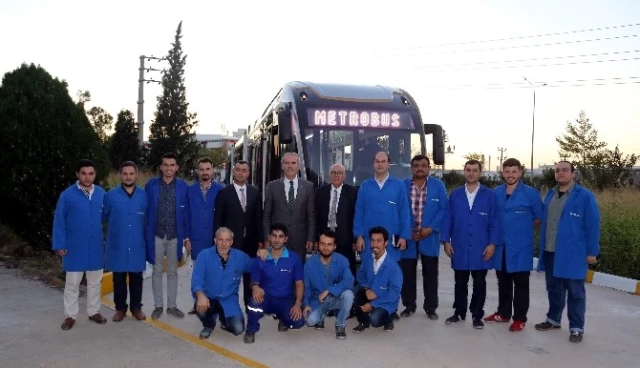 Bursa'da Artık Metrobüs de Üretiliyor