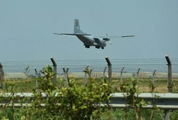 Darbe Girişiminin Merkezlerinden Çiğli'deki Hava Üssü'nde, Eğitimlere Başlandı