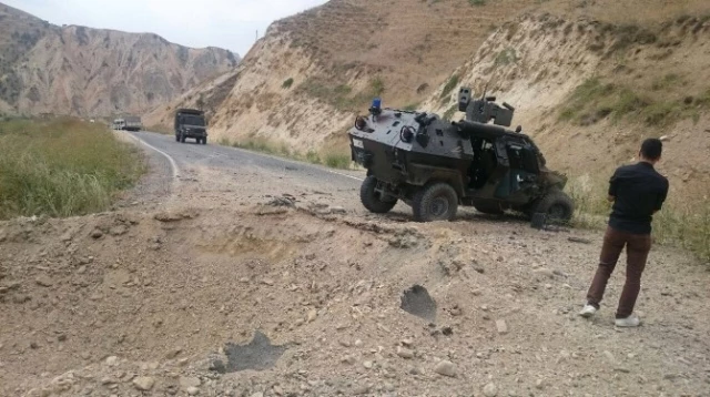 Hakkari'de Askeri Araca Bombalı Tuzak! 1 Şehit, 3 Yaralı