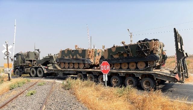 Cerablus Sınırına Askeri Sevkiyat Devam Ediyor