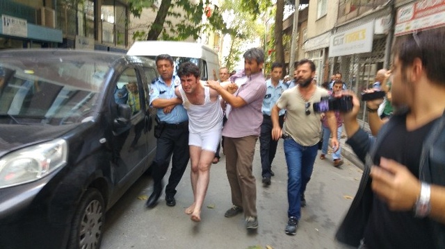 Şizofreni Hastası Genç Rehineleri Serbest Bırakmak İçin Sardalya İstedi