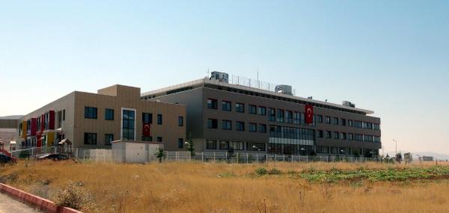 PKK Saldırısına Uğrayan Emniyet Müdürlüğü, FETÖ Okuluna Taşındı