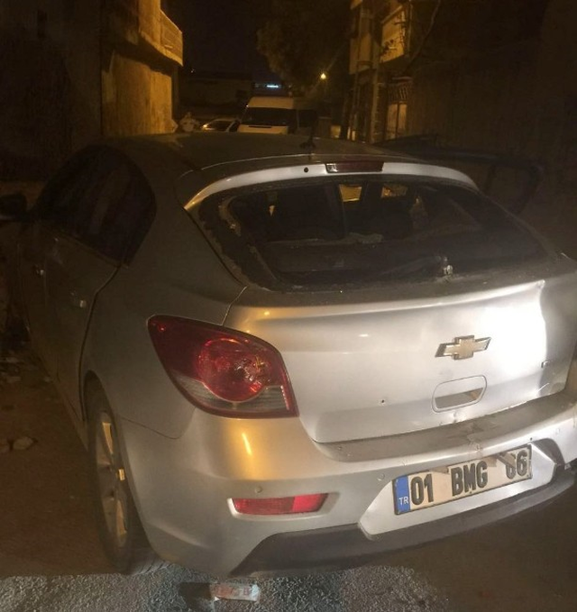 Polisle Çatışıp Kaçan Araçtaki Çocuk Yaralı Halde Yakalandı