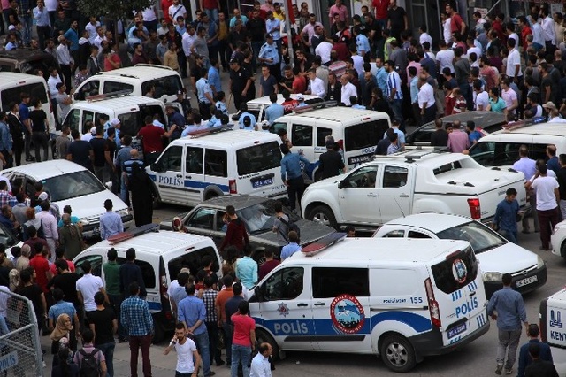 Erzurum'da Meydan Muharebesi Gibi Kavga