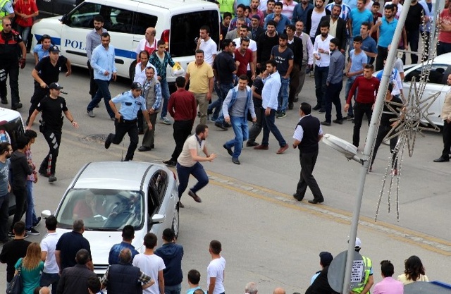 Erzurum'da Meydan Muharebesi Gibi Kavga