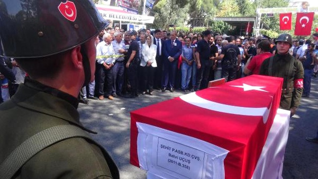 Aydınlı Şehit Astsubay, Komando Yeminiyle Uğurlandı