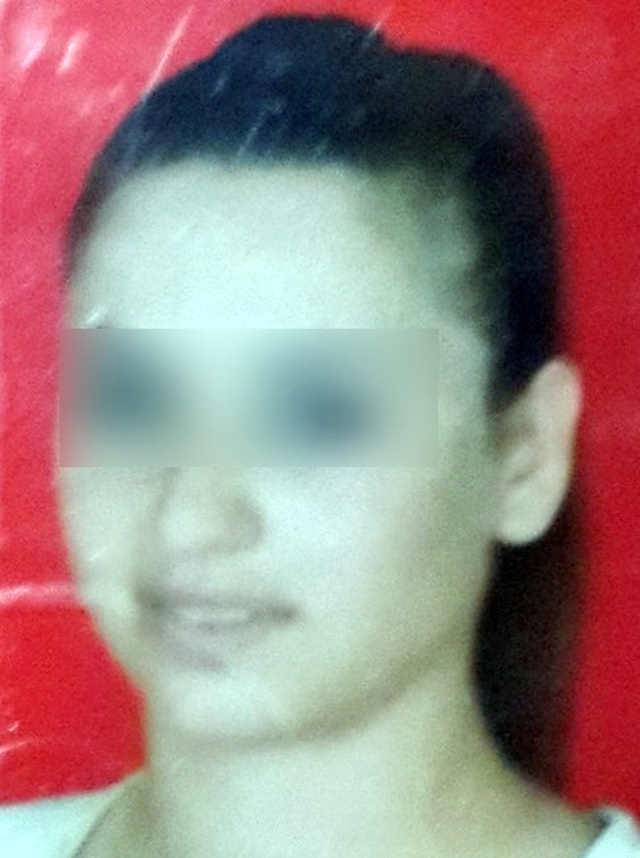 Tecavüz Etmek İstediği Kızı Sırtından Bıçakladı, Sürüklerken Polise Yakalandı