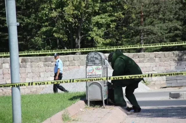 Genelkurmay Başkanı'nın Geçiş Güzergahındaki Şüpheli Poşet Polisi Harekete Geçirdi