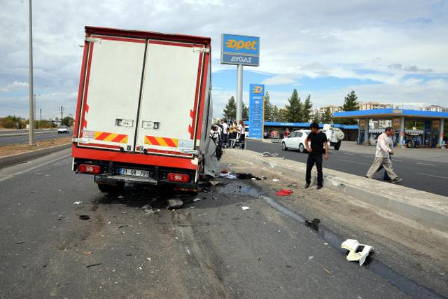 Diyarbakır'da Feci Kaza: 1 Ölü, 7 Yaralı