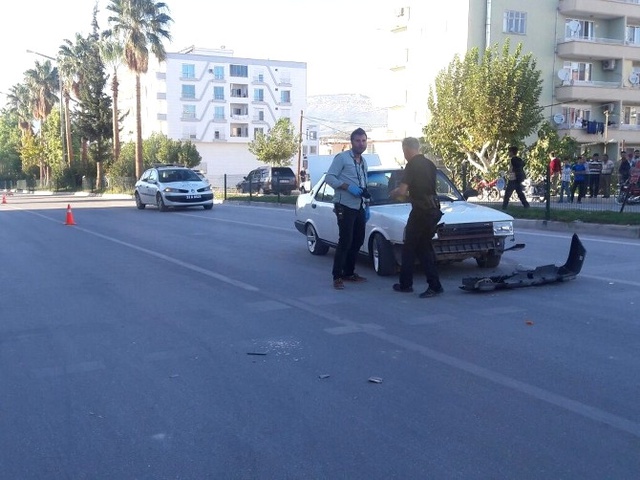 Mut'ta Seyir Halindeki Araç Tarandı: 5 Yaralı