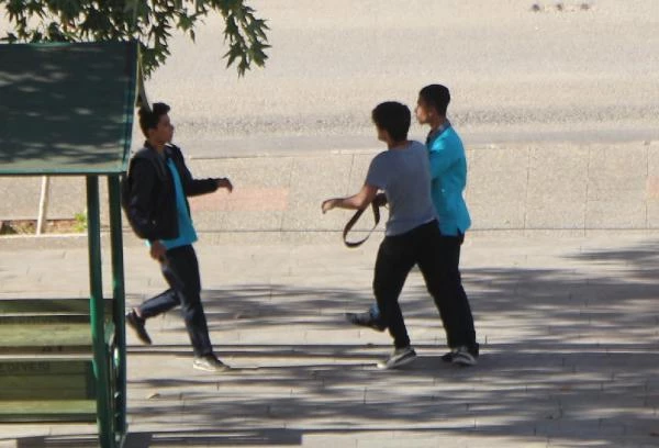 Gaziantep'te Liseliler Birbirine Girdi, Kavgada Bıçak ve Kemerler Konuştu