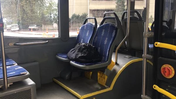 Halk Otobüsündeki Şüpheli Çanta Fünye ile Patlatıldı