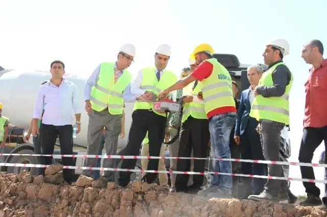 Kayyum Atanan Silopi Belediyesi Hizmete Başladı