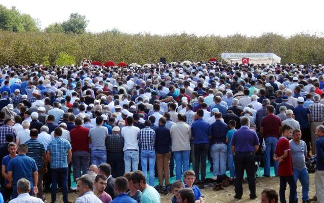 180 Nüfuslu Mahalle 1 Ayda 2'nci Şehidi Verdi