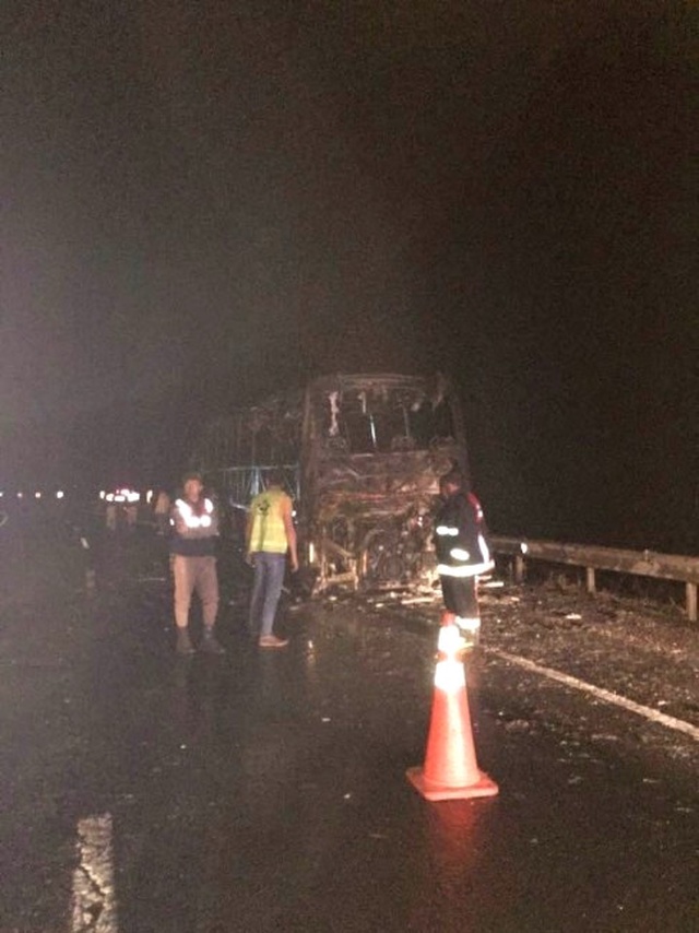 Başkent'te Seyir Halindeki Yolcu Otobüsü Alev Alev Yandı: 5 Yaralı