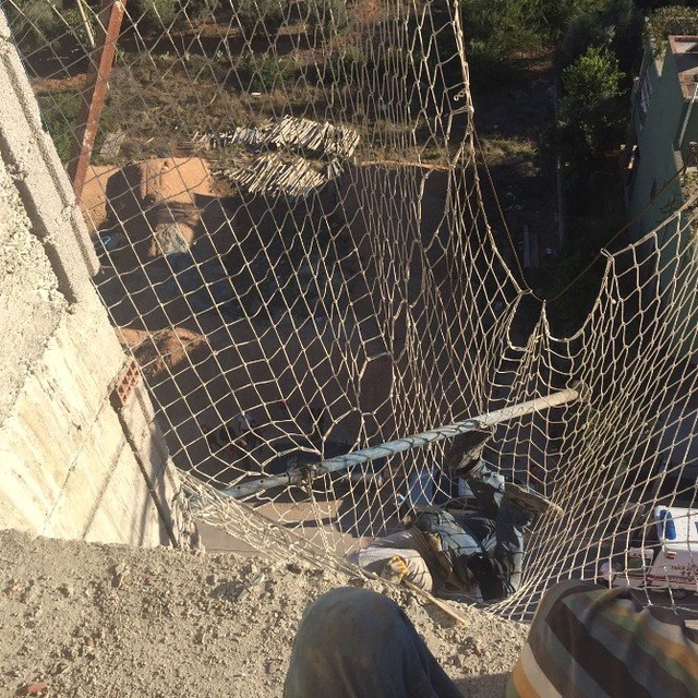 Güvenlik Filesi İnşaat İşçisinin Hayatını Kurtardı